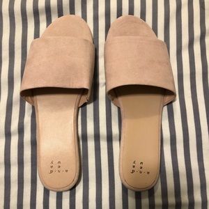 A New Day - Size 8 - Light Pink Slip Ons